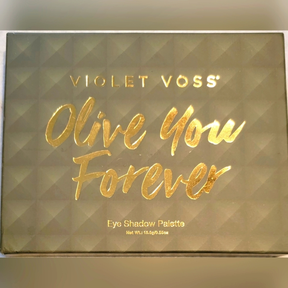 Violet Voss Olive You Forever eyeshadow palette.
